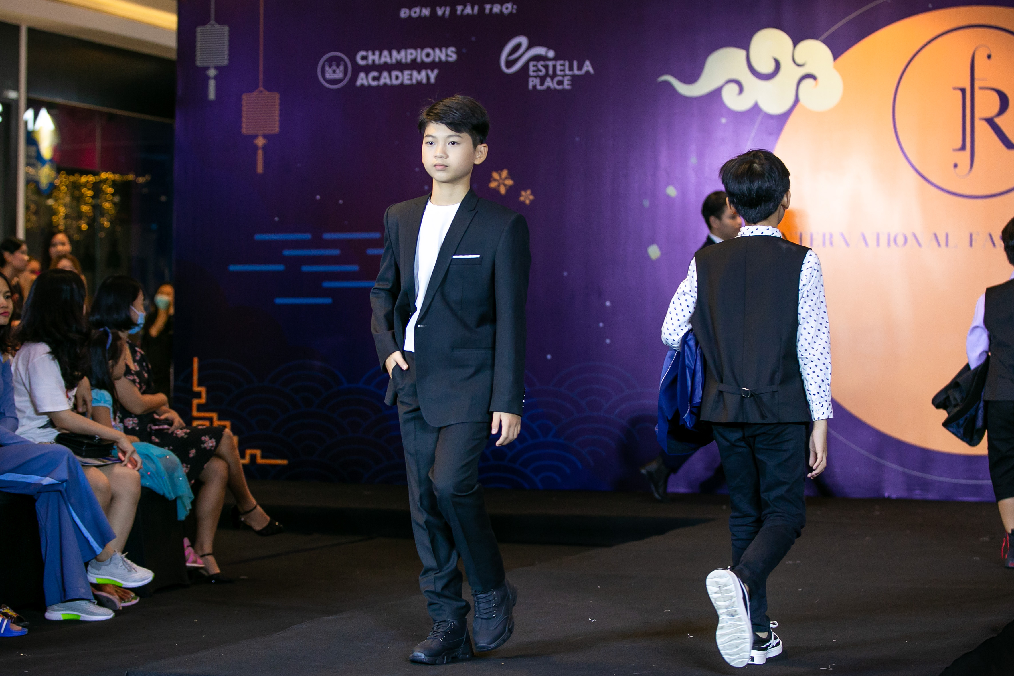 sàn runway